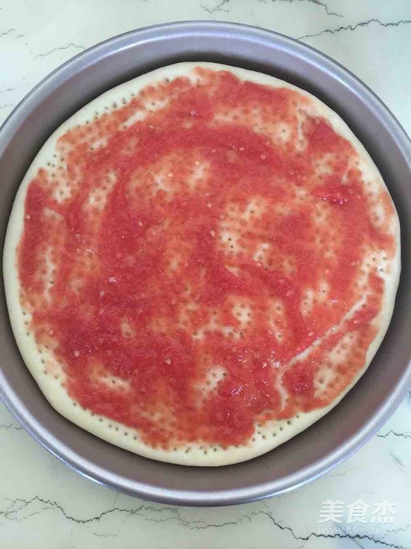 Apple Pizza with Tomato Sauce (homemade Tomato Sauce) recipe