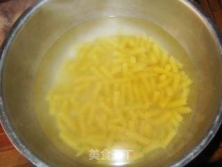 Fried Spiral Pasta recipe