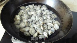 Stir-fried Flower Whelk recipe