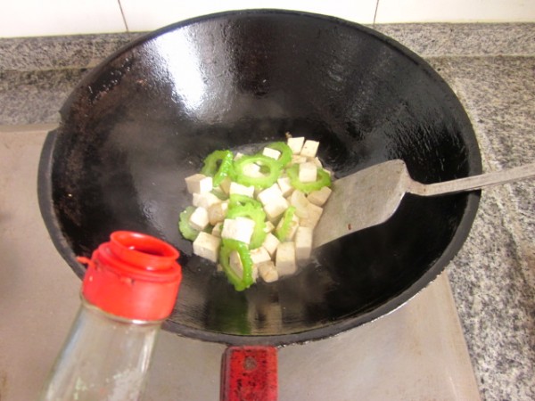 Bitter Gourd Braised Tofu recipe