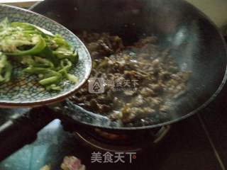 Stir-fried Sour and Spicy Donkey Meat----daxi Big Beef Seasoning Edition recipe