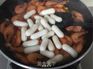 Stir-fried Rice Cake with Shrimp in Tomato Sauce recipe