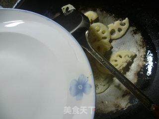 Stir-fried Lotus Root with Ham and Leek Flower recipe