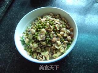 Glutinous Rice with Mung Beans and Lotus Seed Rice recipe