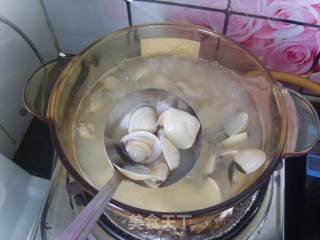 Clam Loofah Soup recipe