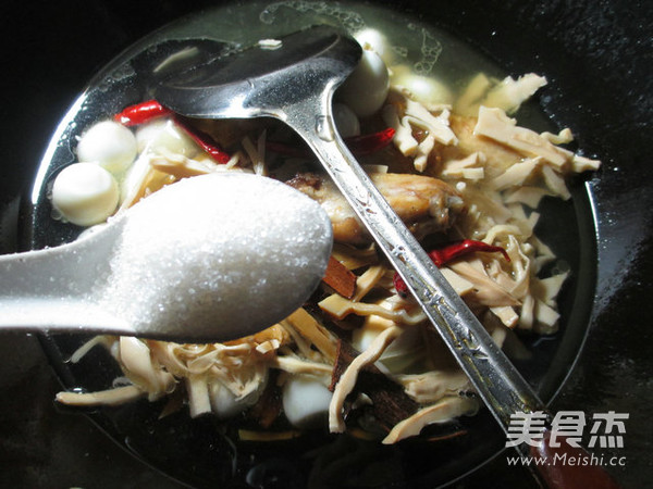 Braised Medium Fin with Quail Egg and Bamboo Shoots recipe