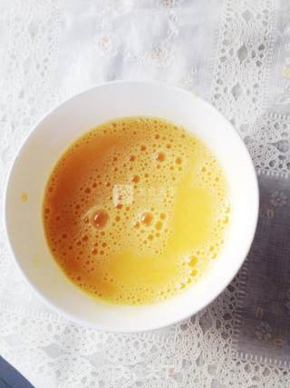 Fried Duck Eggs with Crab Mushroom recipe