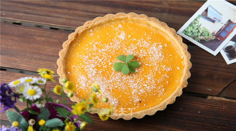 Autumn and Winter Seasonal Desserts-pumpkin Pie with Creamy Flavor recipe