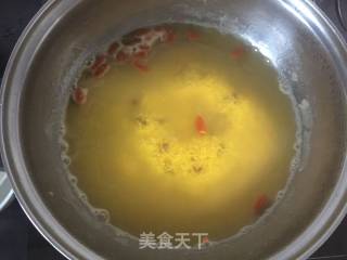 【northeast】goji Berry and Raisin Porridge recipe