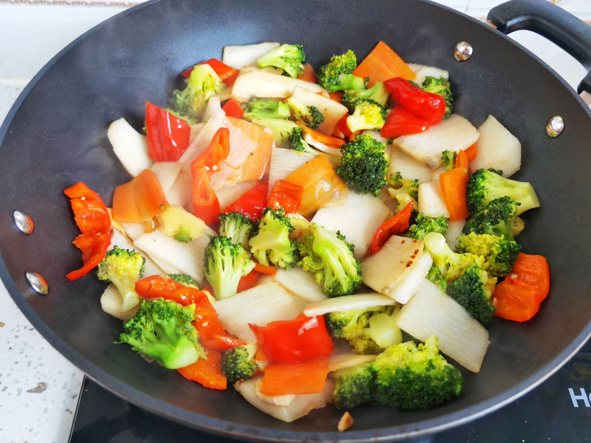 Chinese New Year’s Eve Dinners are Also Splendid-stir-fried Vegetables in Three Colors, Life is Colorful and Colorful recipe