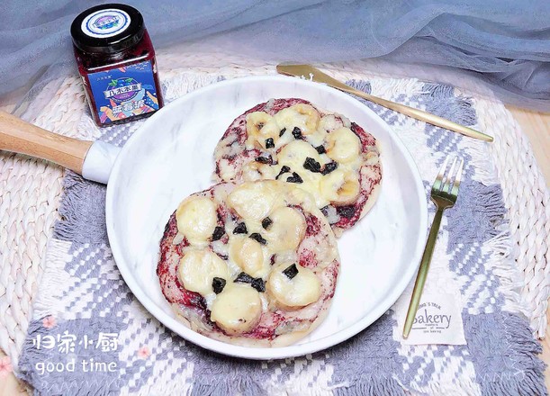 Blueberry Cheese Mini Pizza recipe