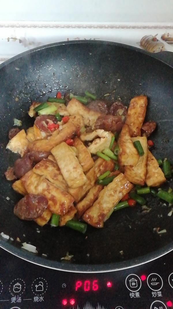 Stir-fried Sausage with Tofu recipe