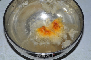 Peach Gum Tremella Snow Lotus Seed recipe