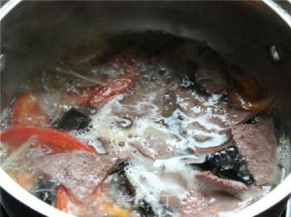 Pork Liver Soup with Tomato Slices recipe