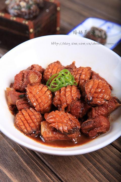 Braised Pork Ribs with Small Abalone recipe