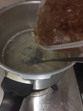 Lotus Seed Tremella Peach Gum Syrup recipe