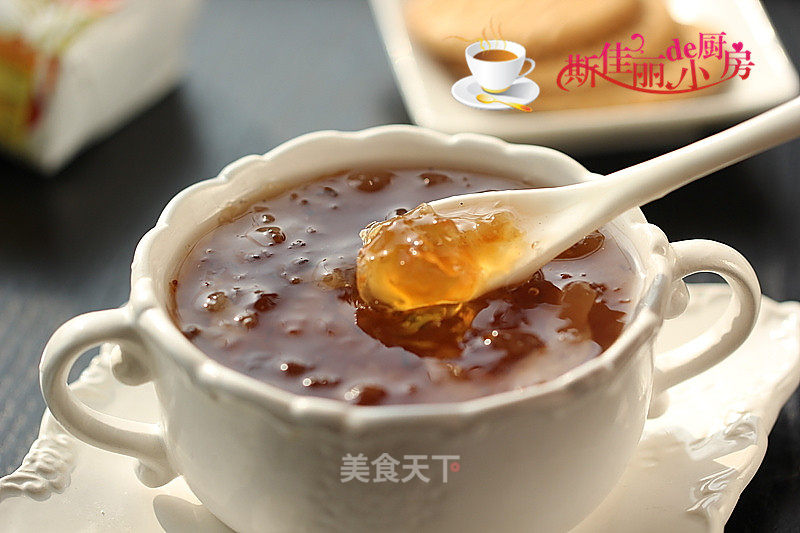 Peach Gum White Fungus Soup recipe