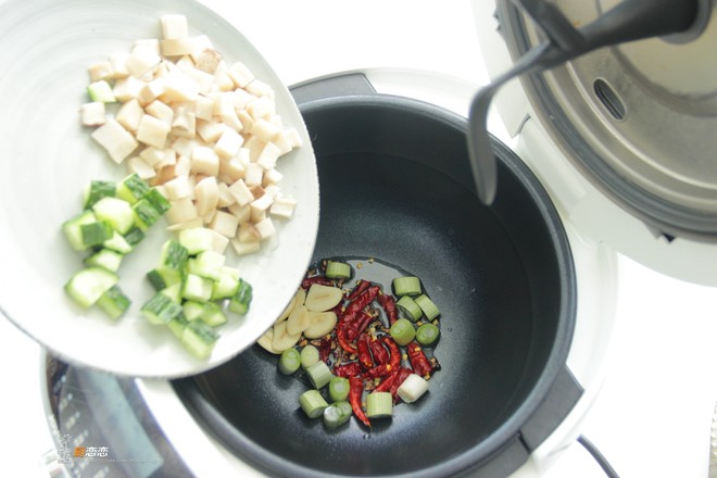 Fried Pleurotus Eryngii for Dinner, My Husband Faces this Plate of Vegetarian Dishes and Eats recipe