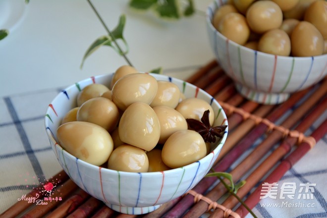 Marinated Quail Eggs recipe