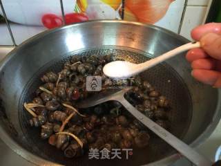 Sauce Fried Snails recipe