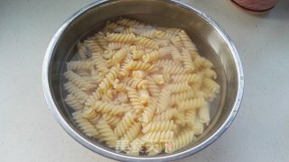 Quick Hand Spiral Pasta recipe