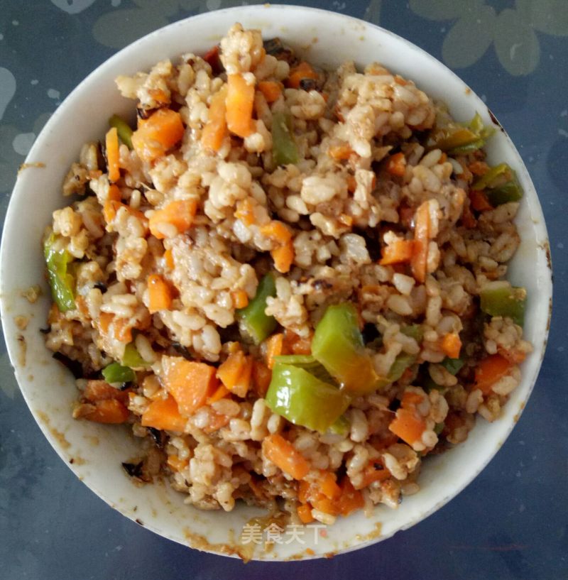 Fried Rice with Green Pepper, Carrot, Tomato and Egg recipe