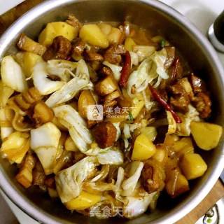 Stewed Vermicelli with Potatoes, Cabbage and Pork recipe