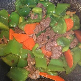 Stir-fried Beef with Bell Peppers and Carrots recipe
