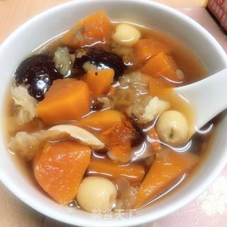 Peach Gum Papaya Tremella Syrup recipe