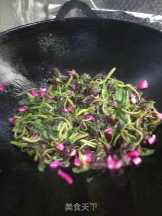 Stir-fried Red Rice Amaranth recipe