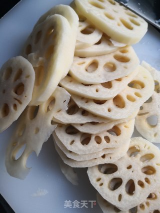 # Dry Run Soup#——lotus Root Pork Ribs Soup recipe