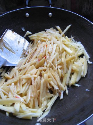 Vinegar Shredded Potatoes recipe