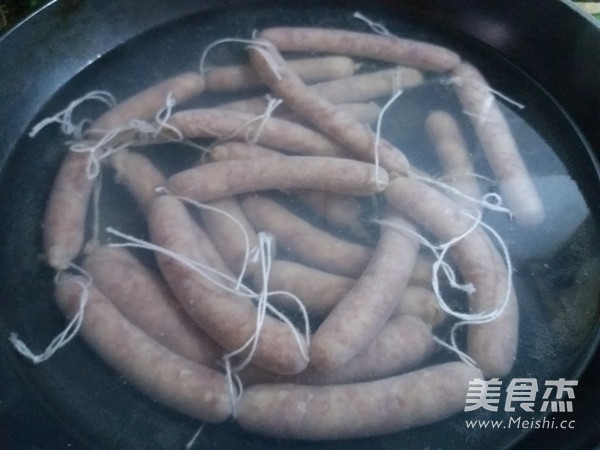 Taiwanese Crispy Sausage recipe