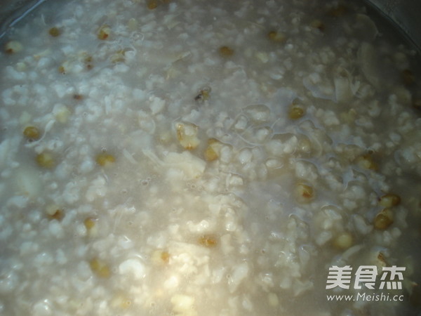 Lily Mung Bean Congee recipe