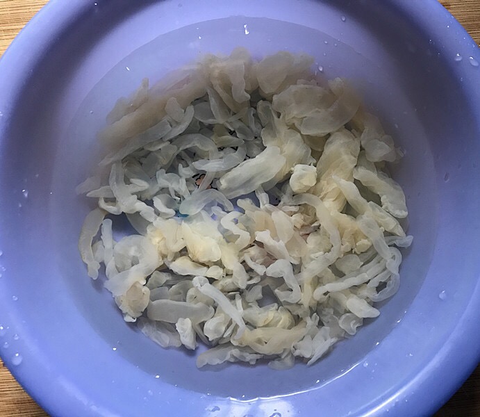 Jellyfish Mixed with Shredded Radish recipe