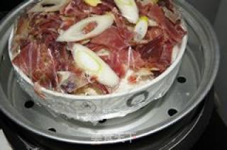 Steamed Golden Fire Ham Shredded Chinese Cabbage recipe