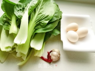 Stir-fried Poached Egg with Vegetable Stem recipe