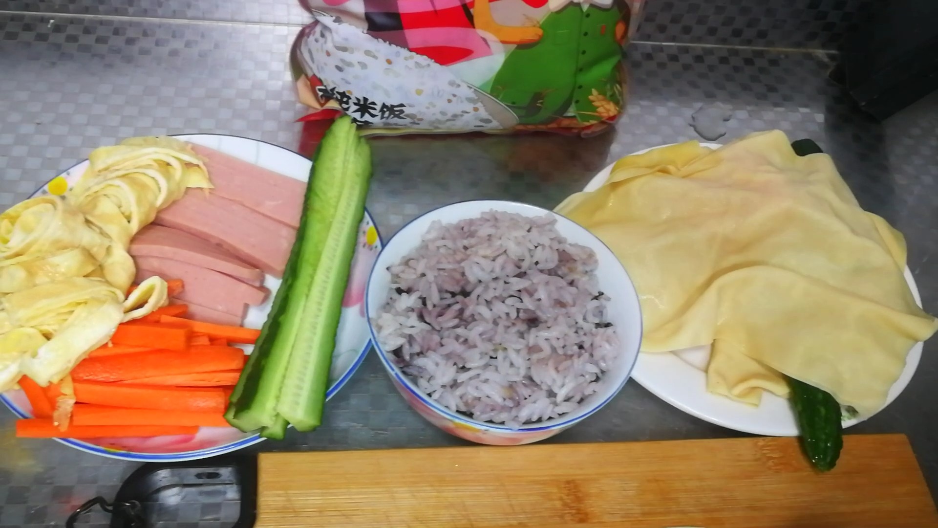 Multigrain Bean Flavor Sushi Roll recipe