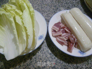 Boiled Rice Cake with Bacon and Cabbage recipe