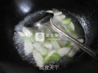 Seaweed and Shrimp Skin Boiled Long Melon recipe