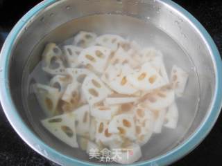 Refreshing Lotus Root Slices recipe