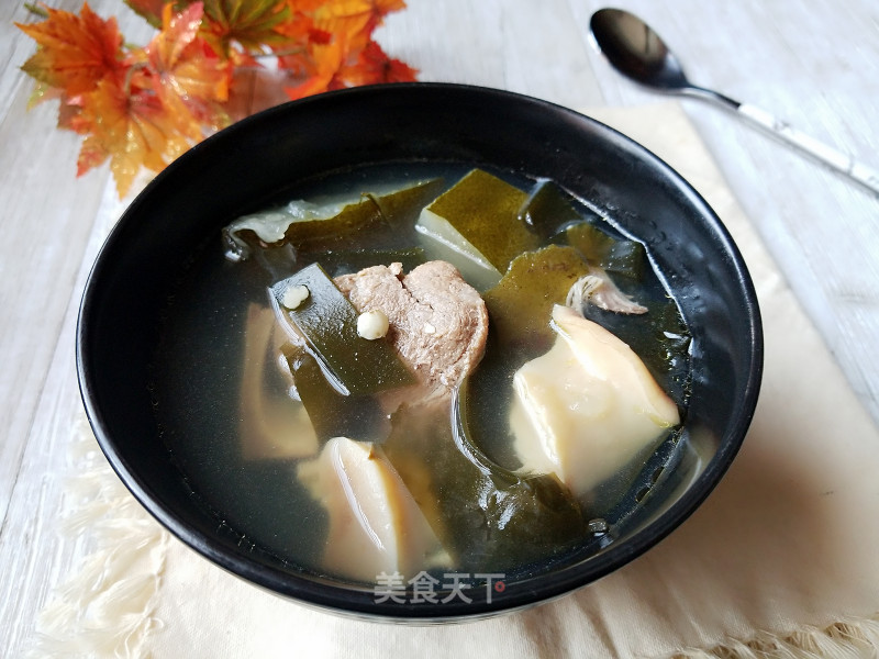 Winter Melon, Conch and Seaweed Soup