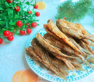 Fried Small River Fish recipe