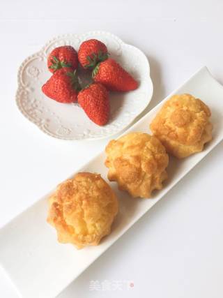 Meringue Cream Puffs recipe