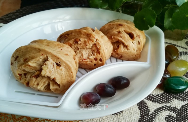 Red Date Walnut Bun recipe