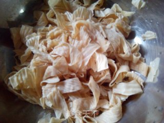 Stir-fried Bean Curd with Cucumber recipe