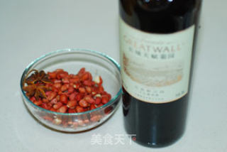 Red Wine Pigtail recipe