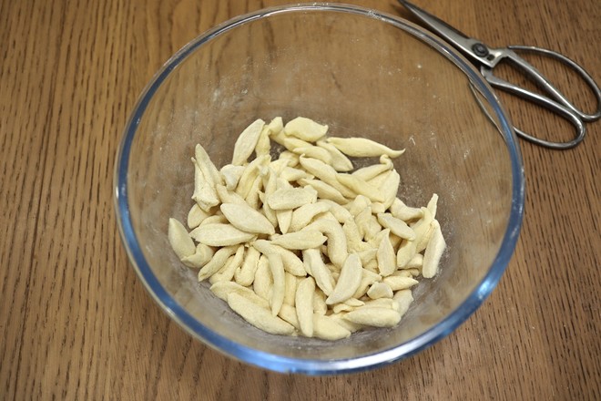 Assorted Scissors Noodles recipe