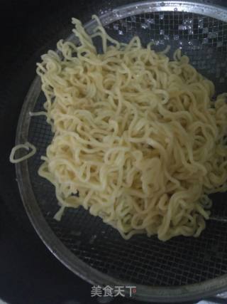 Fried Instant Noodles recipe