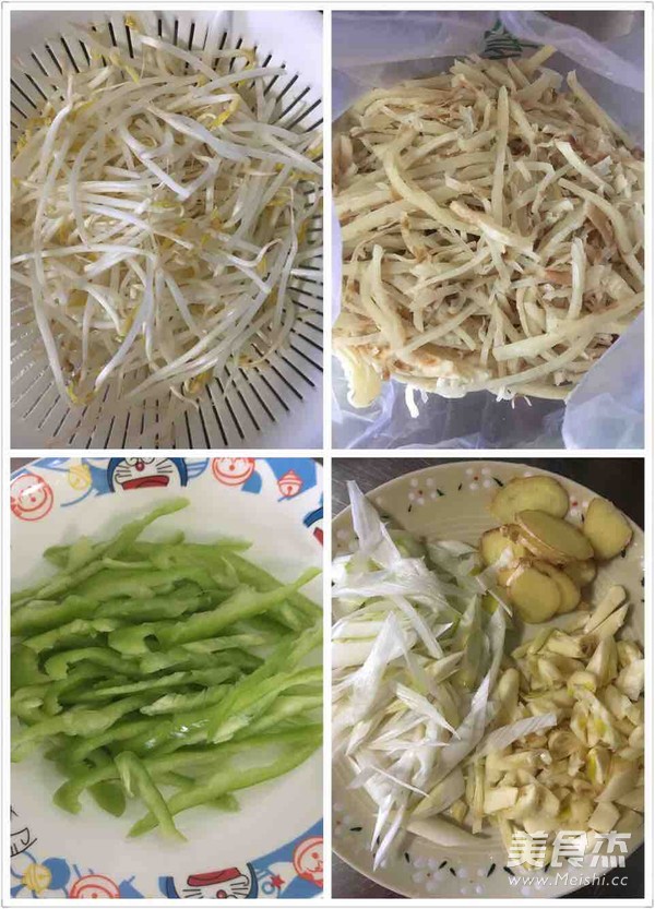 Bean Sprouts and Shredded Pork Pancake recipe